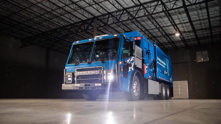 Mack Trucks levererar elektrisk lastbil till Republic Services 